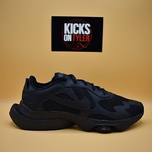 🚨SOLD🚨Nike Air Zoom Division